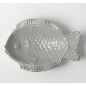 Vintage OMC Japan White Porcelain Fish Shaped Trinket Ring Dish Bowl Decorative